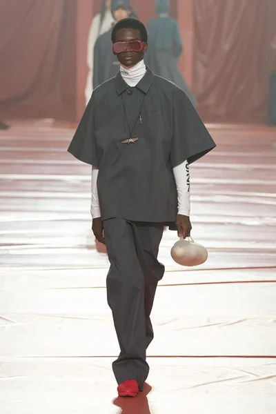 Look 44